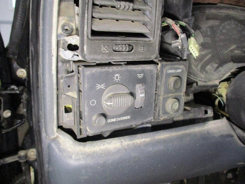 Starter Motor Fits 99-02 SIERRA 1500 PICKUP 1894913