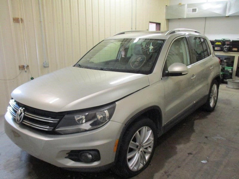 Seat Belt Front Bucket Seat Driver Retractor Fits 09-13 TIGUAN 1729602