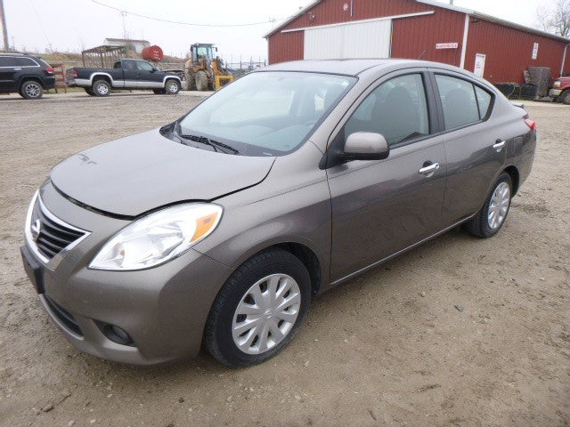 Grille Sedan Upper Sl Black And Chrome Fits 12-14 VERSA 1088526