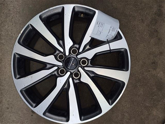 Wheel 18x8 Aluminum 10 Spoke Fits 19 MKC 1933841