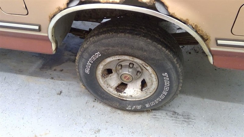 AC Compressor Fits 94-95 BRONCO 1676461
