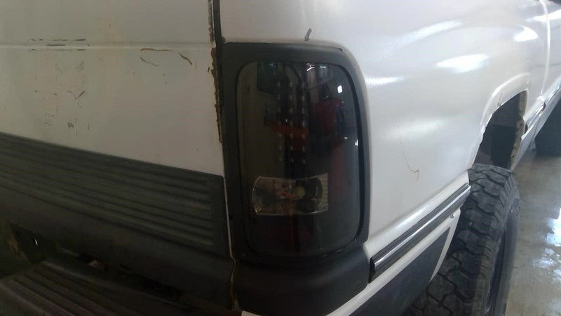 RAM1500 1995 Tail Light 2018061