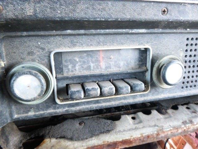 Audio Equipment Radio Fits 68-71 FORD E100 VAN 1732365