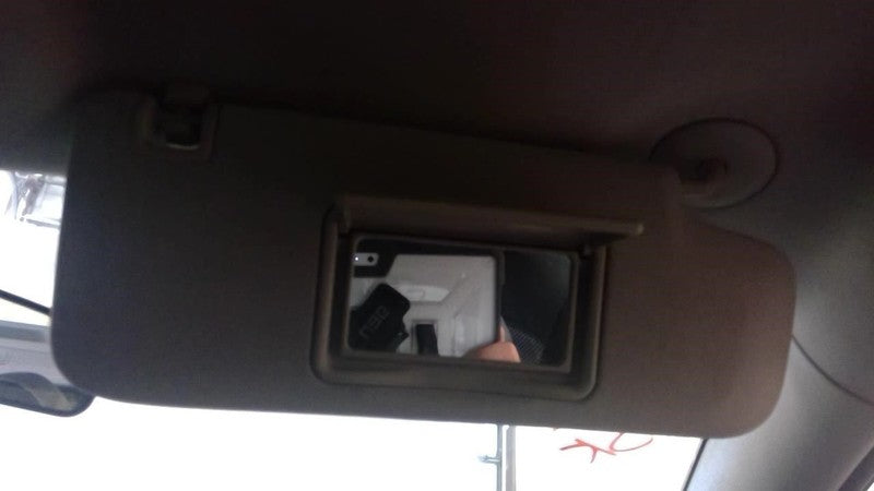 Passenger Sun Visor Without Illumination Fits 04-05 08-12 MALIBU 19975