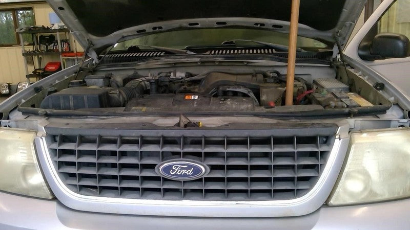 EXPLORER 2002 Front Door Trim Panel 2048928