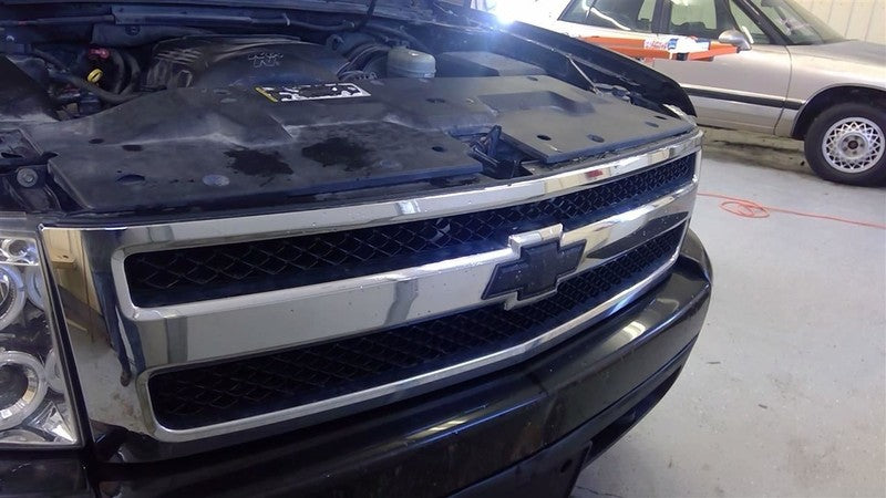 SILV15NEW 2007 Engine Cover 1632000