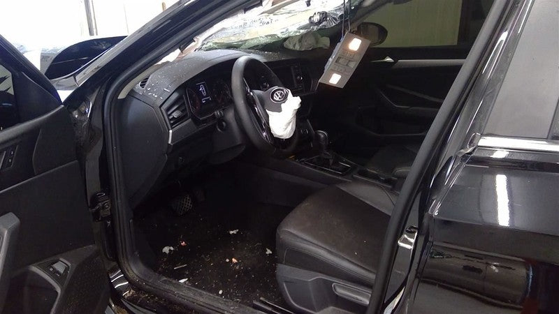Starter Motor Denso Manufacturer Fits 19-25 JETTA 1685148