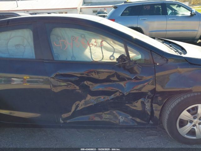 Chevrolet Cruze 2017 Headrest Used 4811
