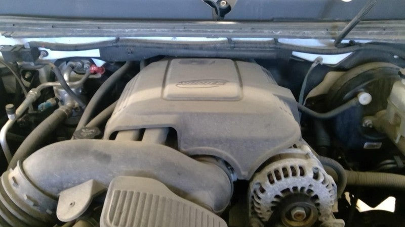 SILVRDO15 2009 Engine Cover 1944461