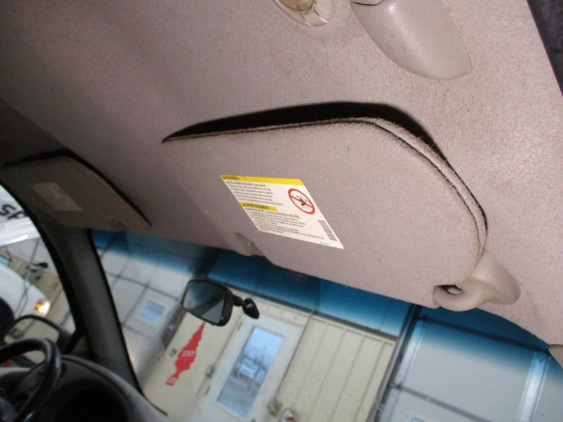 Passenger Right Sun Visor Without Illumination Fits 02-04 BRAVADA 1872