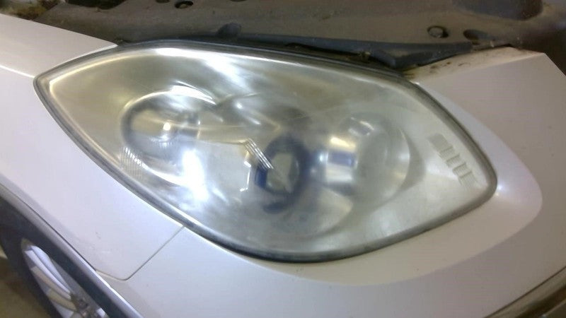 Passenger Headlight Xenon HID Opt Tsh Fits 08-12 ENCLAVE 2001542