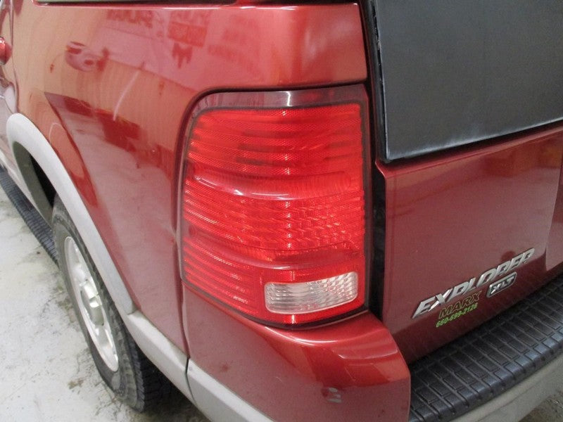 Driver Tail Light 4 Door Excluding Sport Trac Fits 02-05 EXPLORER 2018