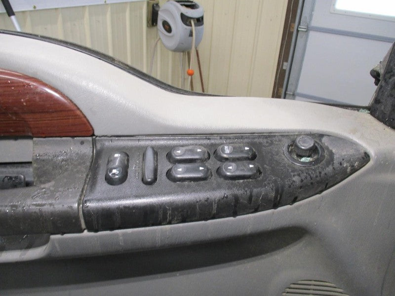 Driver Sun Visor s Crew Cab Fits 03-07 FORD F250SD PICKUP 1887496