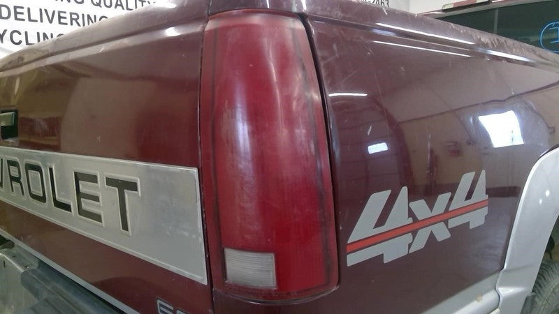 Passenger Right Tail Light Fits 90-00 CHEVROLET 2500 PICKUP 1793243
