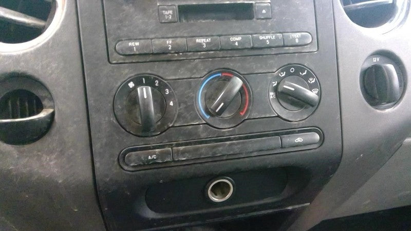 Temperature Control With AC Fits 04-08 FORD F150 PICKUP 1935067