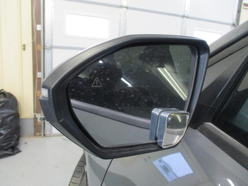 SANTACRUZ 2022 Front Door Trim Panel 1627875