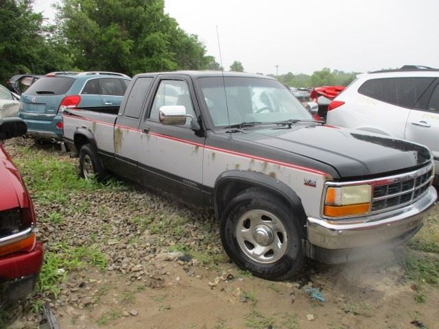 Rear Axle 2WD Round Cover Chrysler 8-1/4 3.55 Ratio Fits 91-96 DAKOTA
