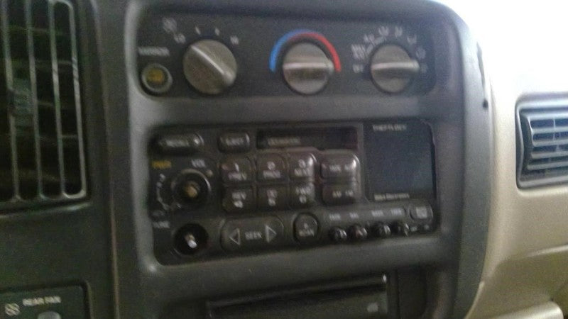 Audio Equipment Radio Opt UL0 Fits 96-05 ASTRO 1924085