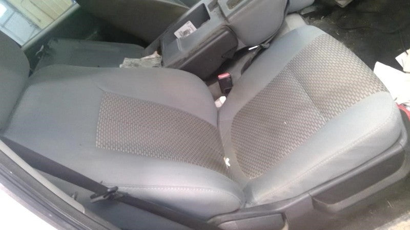 Ford F-250SD 2012 Headrest Used 6828