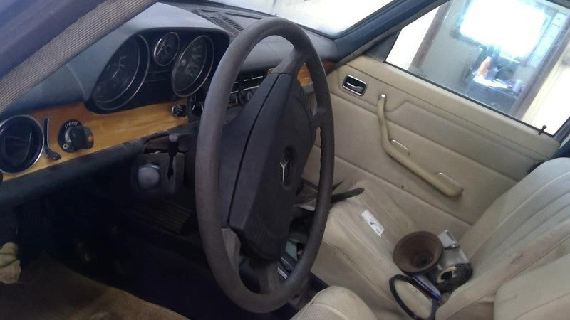 300D 1976 Transmission Shift 1942687