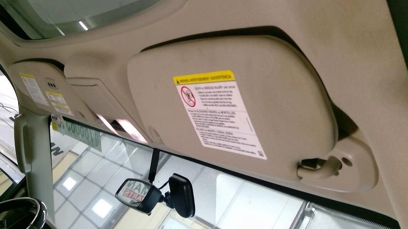 Passenger Right Sun Visor Illuminated Fits 15-17 NAVIGATOR 1918905