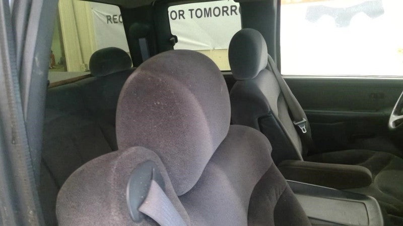 GMC Sierra 2500 2001 Headrest Used 5502