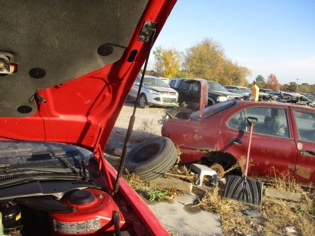 REATTA 1990 Hatchback Strut 1612575