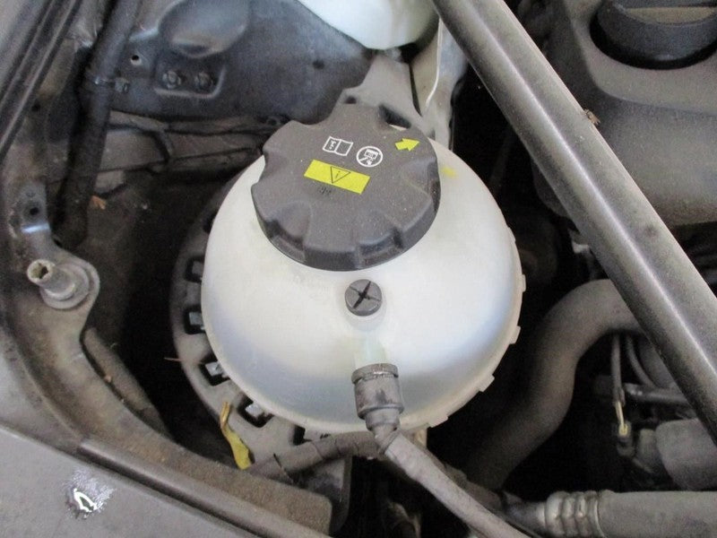 528I 2013 Lid Motor Pull Down 1669320