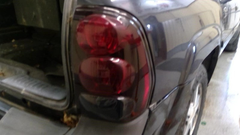 Driver Rear Door Vent Glass With Privacy Tint Fits 02-06 TRAILBLAZER E