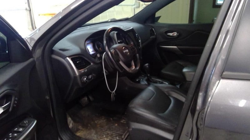 AC Condenser Fits 19-23 CHEROKEE 2043052