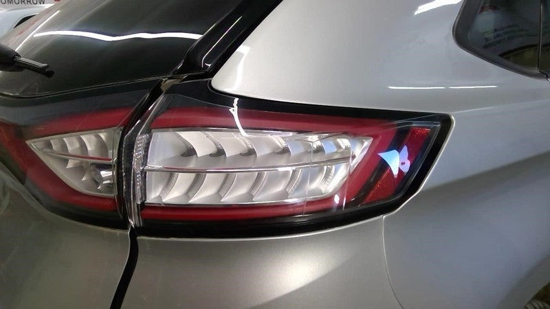 Passenger Tail Light SE Quarter Panel Mounted Fits 15-18 EDGE 1921306