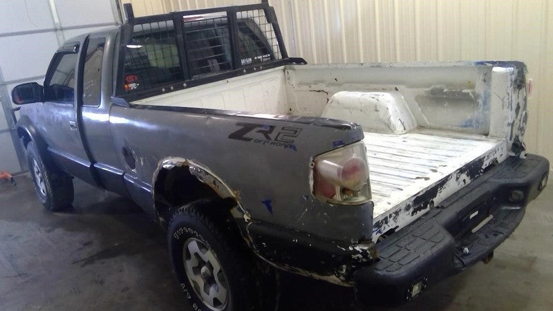 AC Condenser Fits 95-05 BLAZER S10/JIMMY S15 1935128