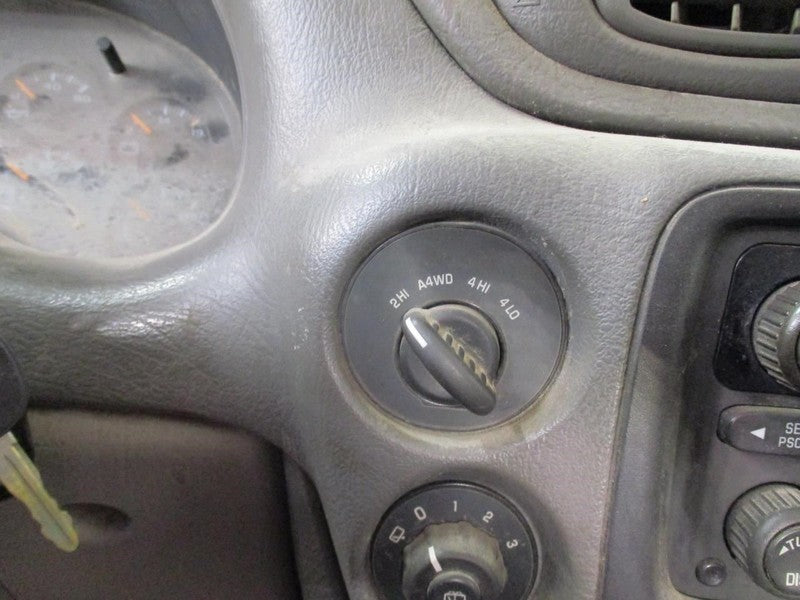 TRAILBLAZ 2002 Dash/Interior/Seat Switch 1872270