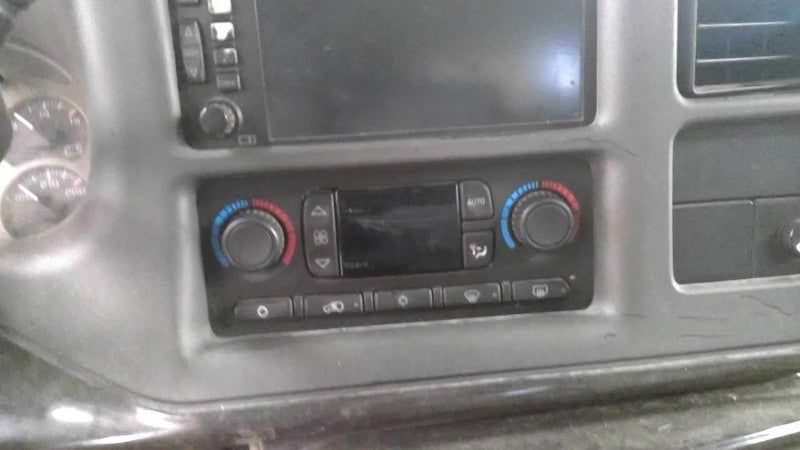 Temperature Control Classic Style With AC Fits 05-07 SIERRA 1500 PICKU