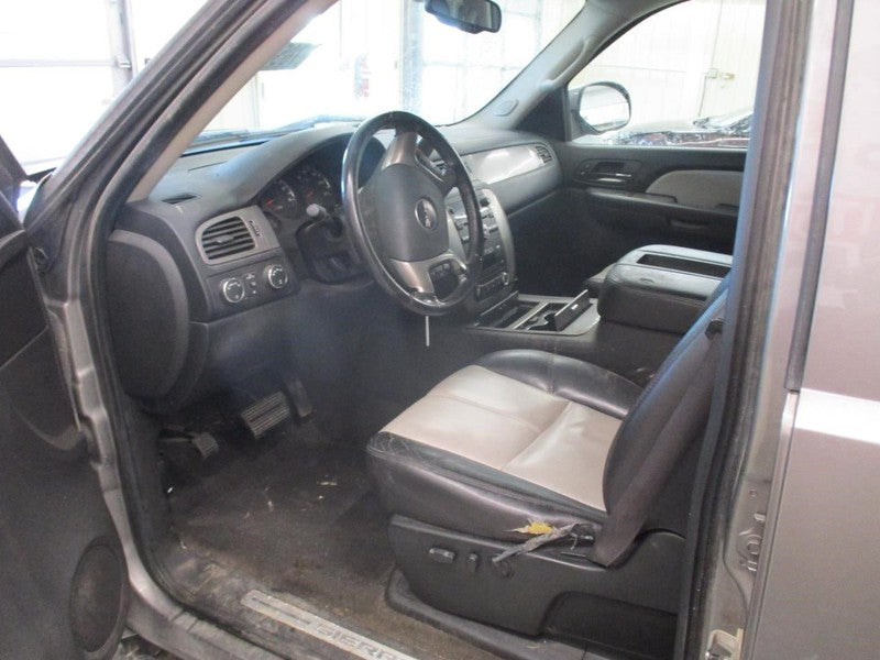 Driver Tail Light Pickup With Box Fits 07-14 SIERRA 2500 PICKUP 170753