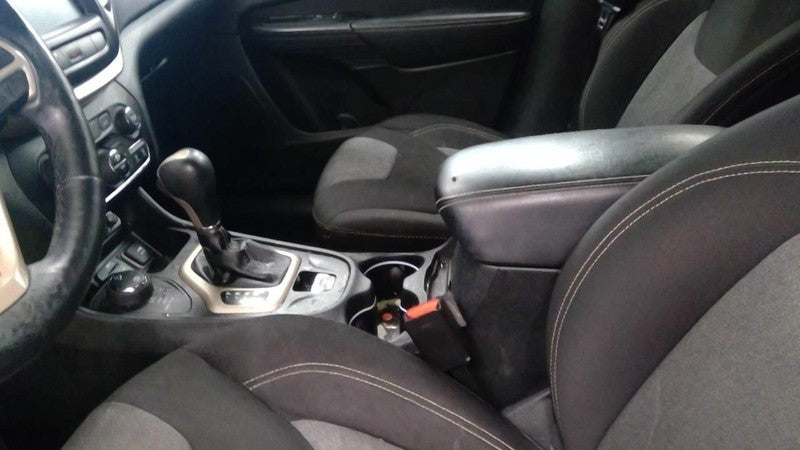 Console Front Full Lenght Floor Console Fits 14-23 CHEROKEE 1908502