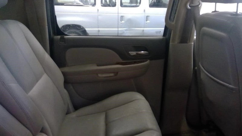 SUBURBN15 2007 Door Trim Panel Rear 2020660