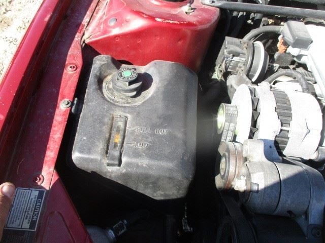 Driver Left Front Knee Fits 90-92 ALLANTE 1655114