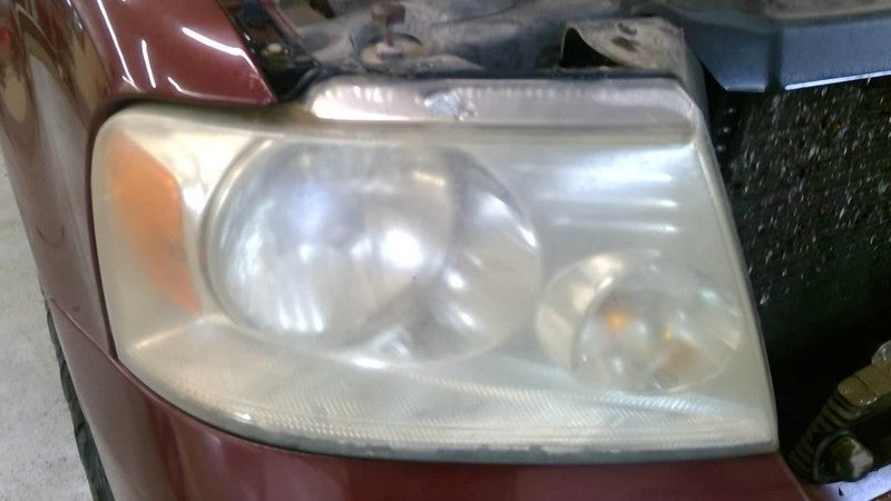 Passenger Headlight Bright Background Fits 04-08 FORD F150 PICKUP 1935