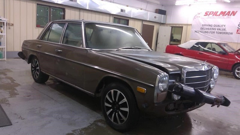 300D 1976 Transmission Shift 1942687