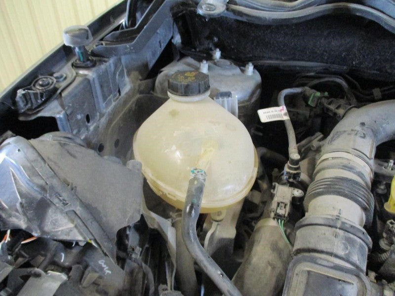 Driver Left Front Knee FWD Fits 18-21 ECOSPORT 1736418