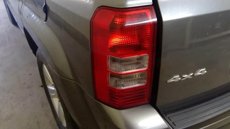 Driver Left Tail Light Fits 08-17 PATRIOT 1941823