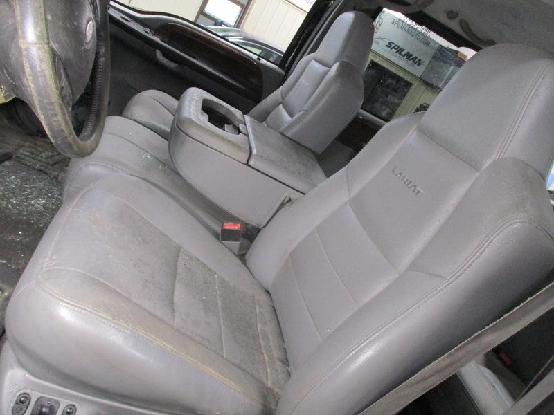 Ford F-250SD 2006 Headrest Used 7477