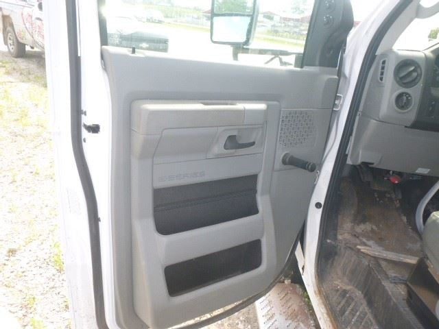 E450SD 2018 Alternator 1619468