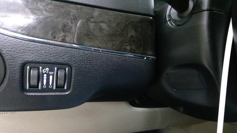 TOWN COUN 2014 Dash/Interior/Seat Switch 1896221