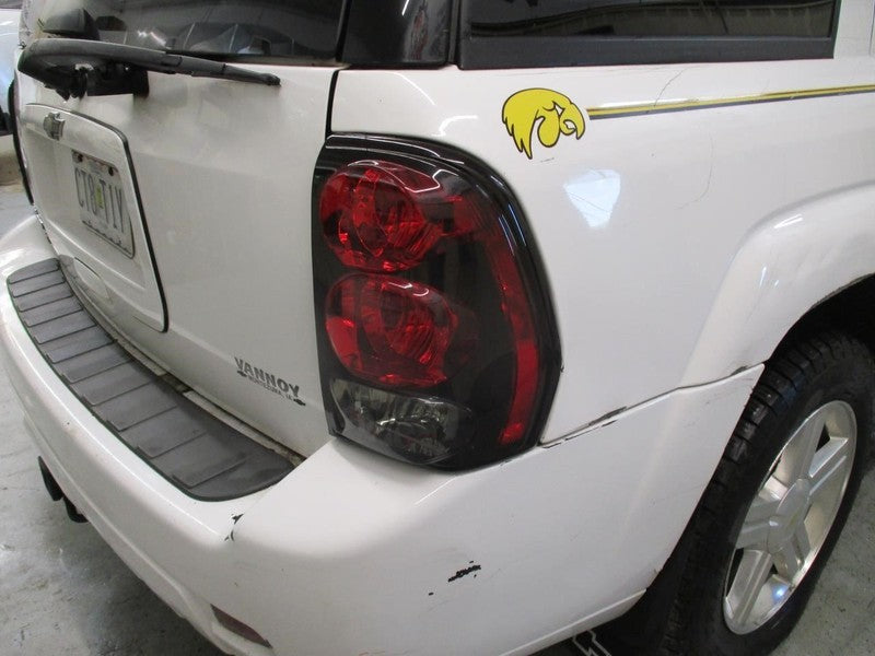 Passenger Right Tail Light Fits 02-09 TRAILBLAZER 1924816
