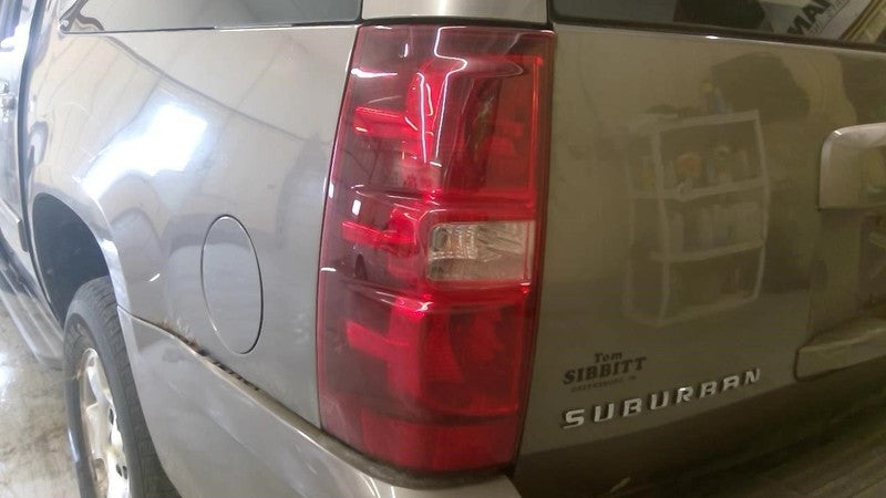 SUBURBN15 2011 Engine Cover 1930612