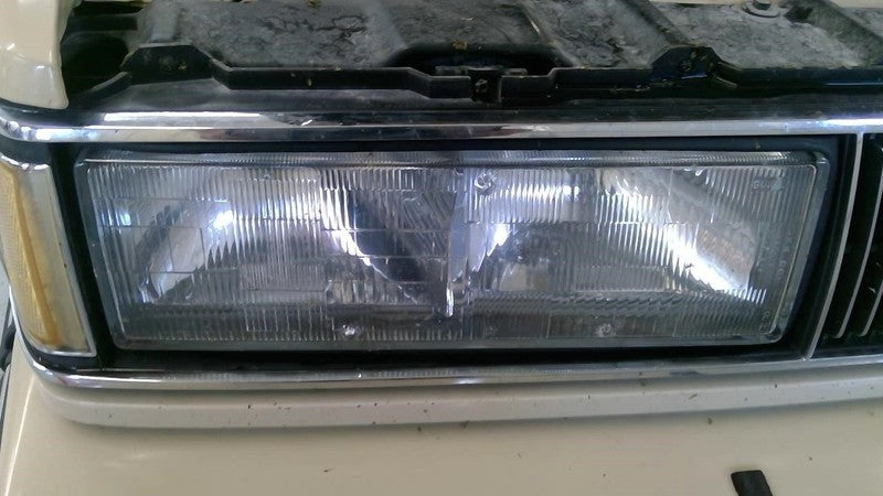 Passenger Right Headlight Fits 87-89 EIGHTY EIGHT 1972628