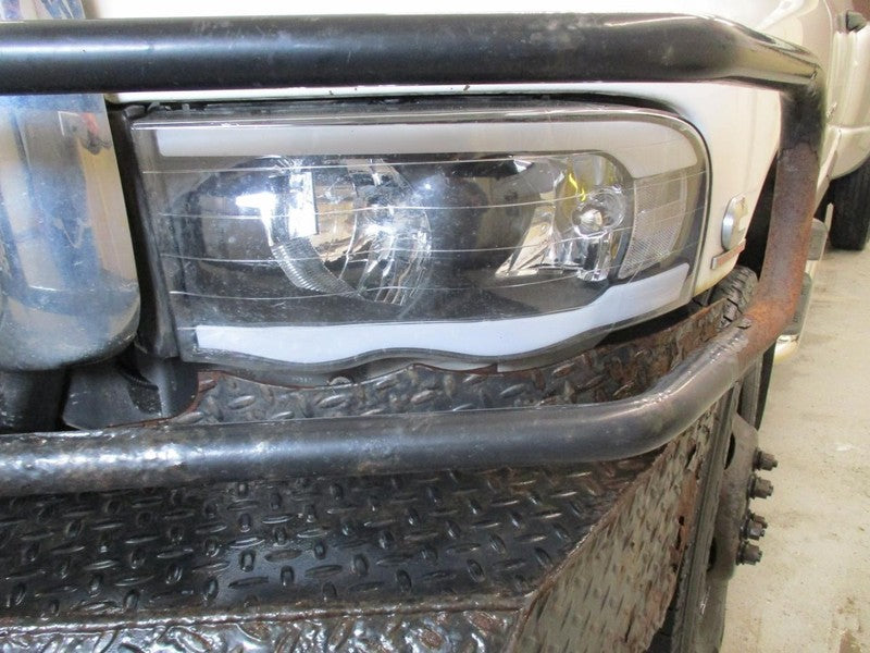 RAM3500 2005 Dash Bezel 1875353