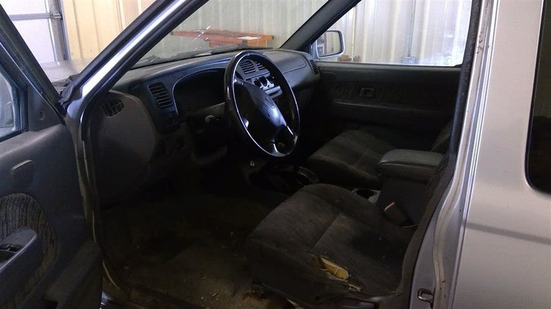 Rear Axle 6 Cylinder 4WD Non-locking 4.625 Ratio Fits 00 FRONTIER 1678